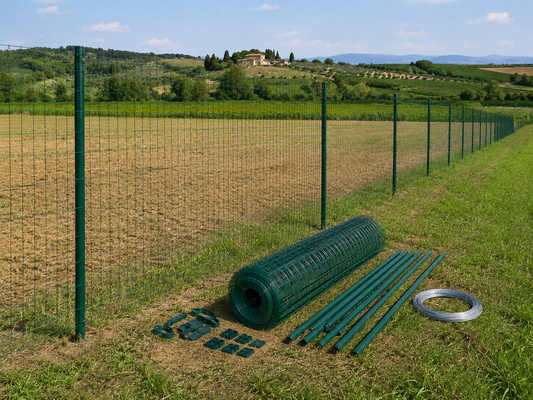 Kit recinzione per piccolo terreno agricolo con rete, pali e accessori